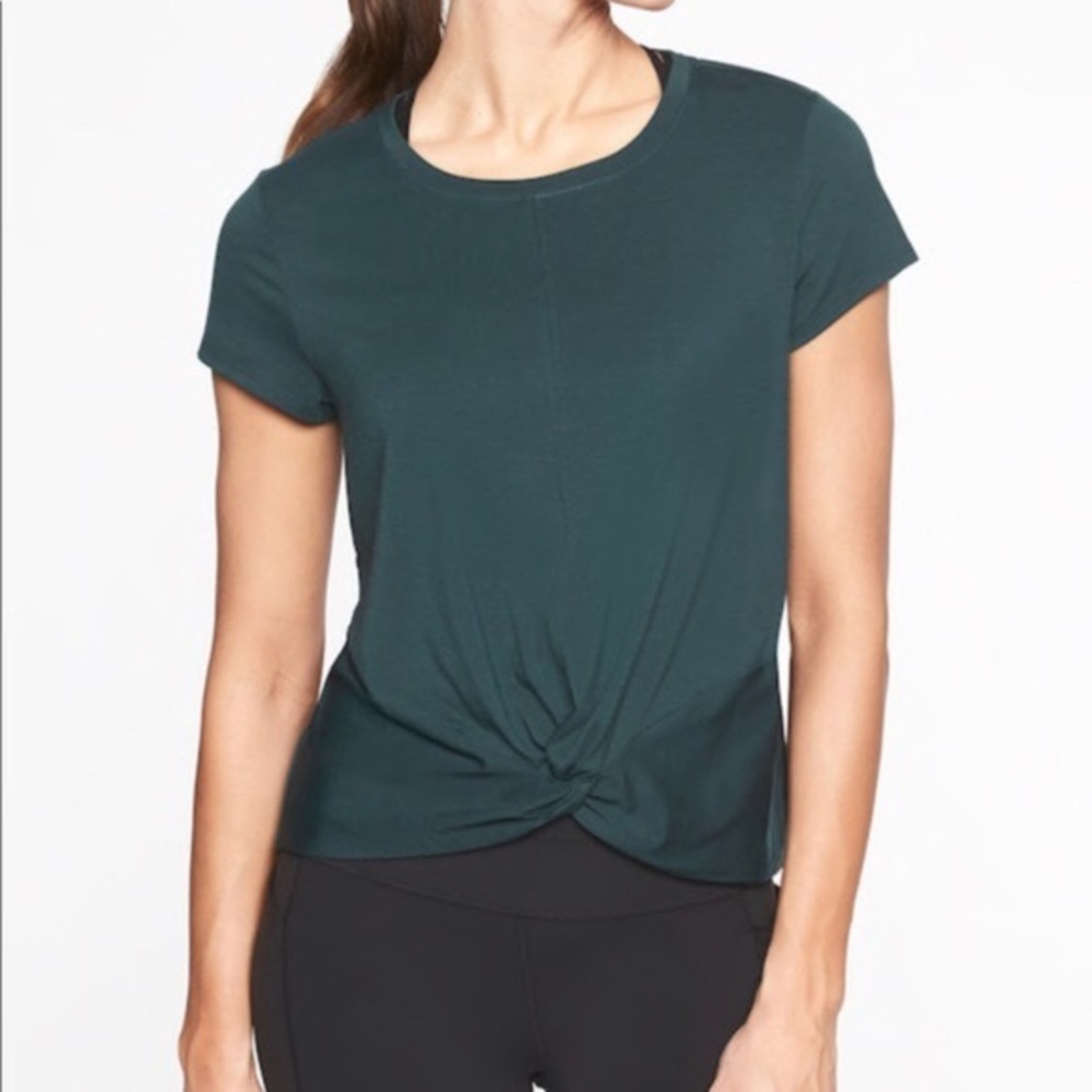 Athleta Essence twist front top